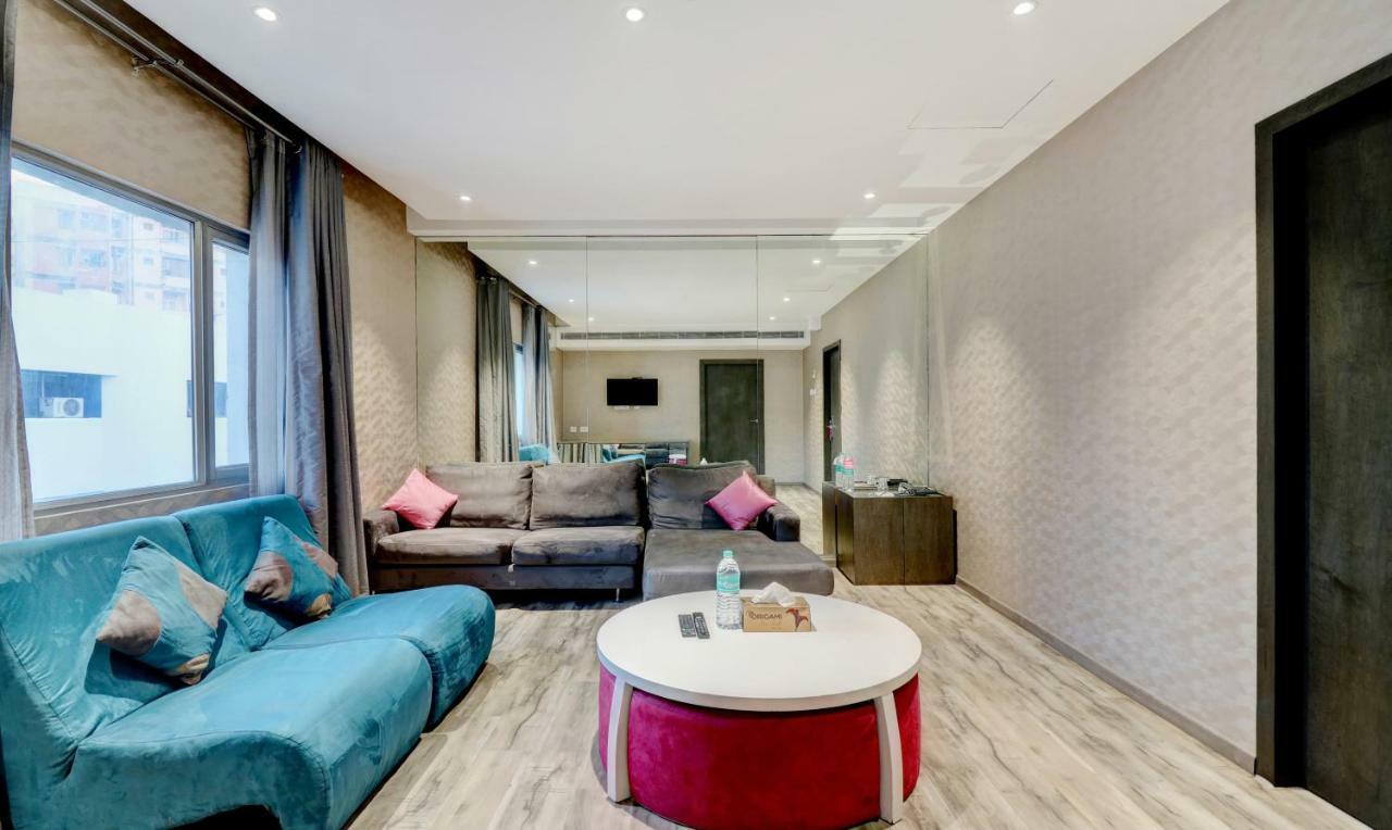 The Spring Hotell Chennai Exteriör bild